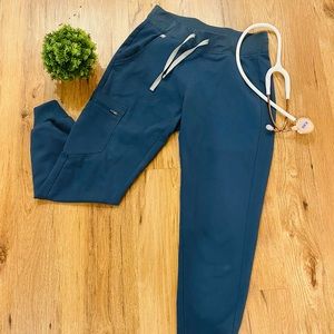 Figs Dark Harbor XSP Zamora